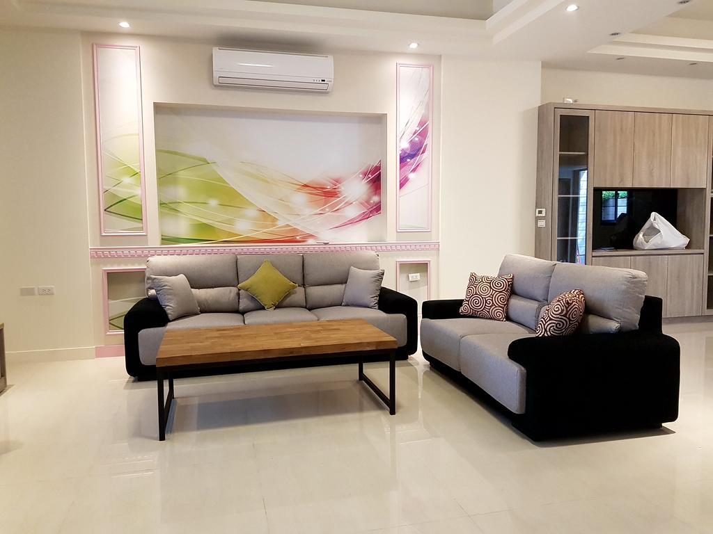 הואליין סיטי Childlike Innocence Homestay מראה חיצוני תמונה
