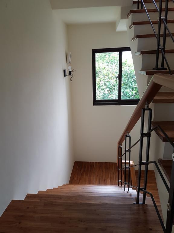 הואליין סיטי Childlike Innocence Homestay מראה חיצוני תמונה