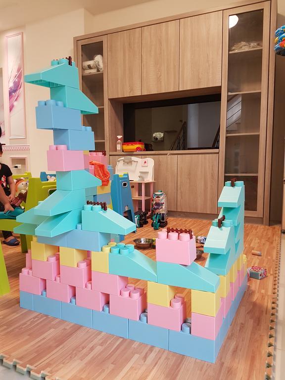 הואליין סיטי Childlike Innocence Homestay מראה חיצוני תמונה