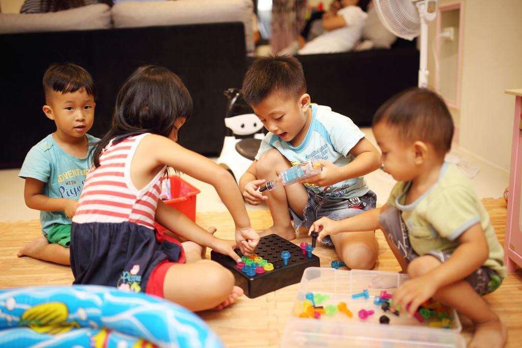 הואליין סיטי Childlike Innocence Homestay מראה חיצוני תמונה
